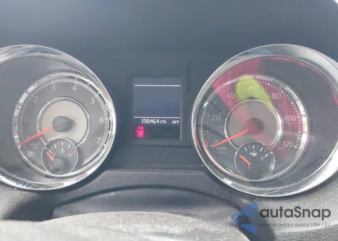 2012 Chrysler Town & Country Touring-L из США, поврежденный, VIN 2C4RC1CG8CR150297